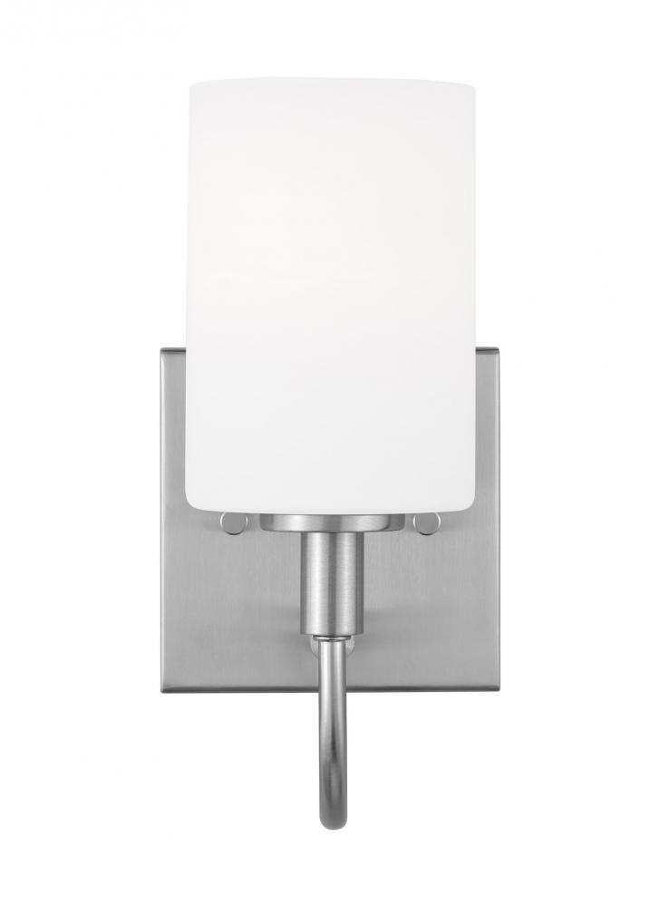 Oak Moore traditional 1-light indoor dimmable bath vanity wall sconce in brushed nickel silver finis